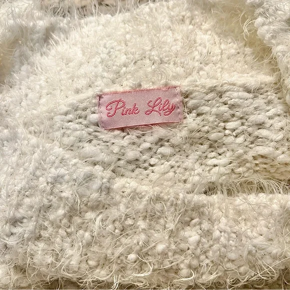 Pink Lily fuzzy eyelash turtleneck sweater - Picture 5 of 7